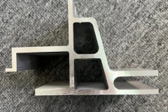 擠壓鋁型材具有哪些特點？